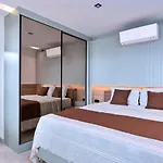 4 Bedroom Luxury With Private Pool Hot Tub