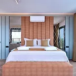 4 Bedroom Luxury With Private Pool Hot Tub Kalkan