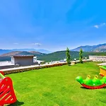4 Bedroom Luxury With Private Pool Hot Tub