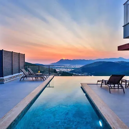 4 Bedroom Luxury With Private Pool Hot Tub Kalkan