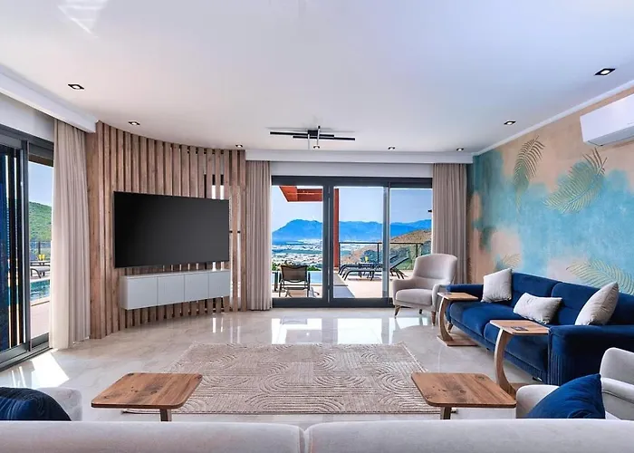 4 Bedroom Luxury With Private Pool Hot Tub Villa
