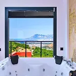 4 Bedroom Luxury With Private Pool Hot Tub Vila Kalkan