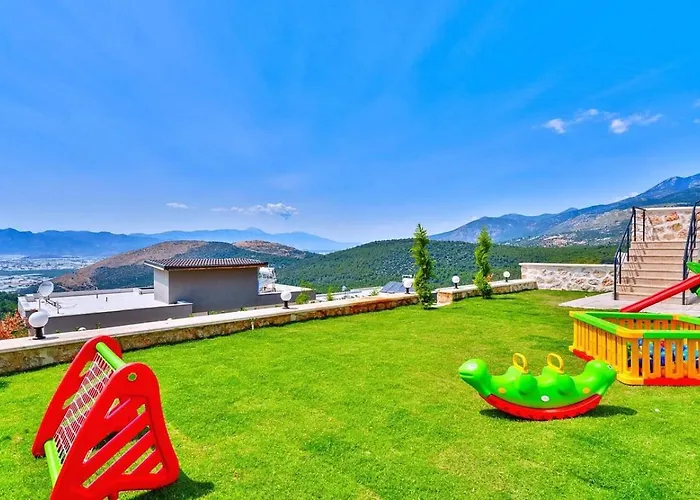 4 Bedroom Luxury With Private Pool Hot Tub
